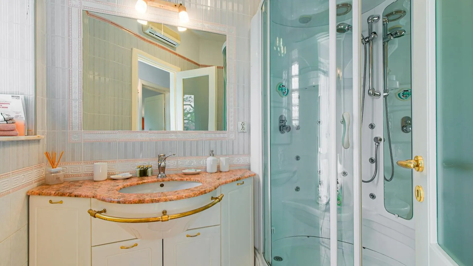 Design Villa Camellia Opatija 0*,  Croatia