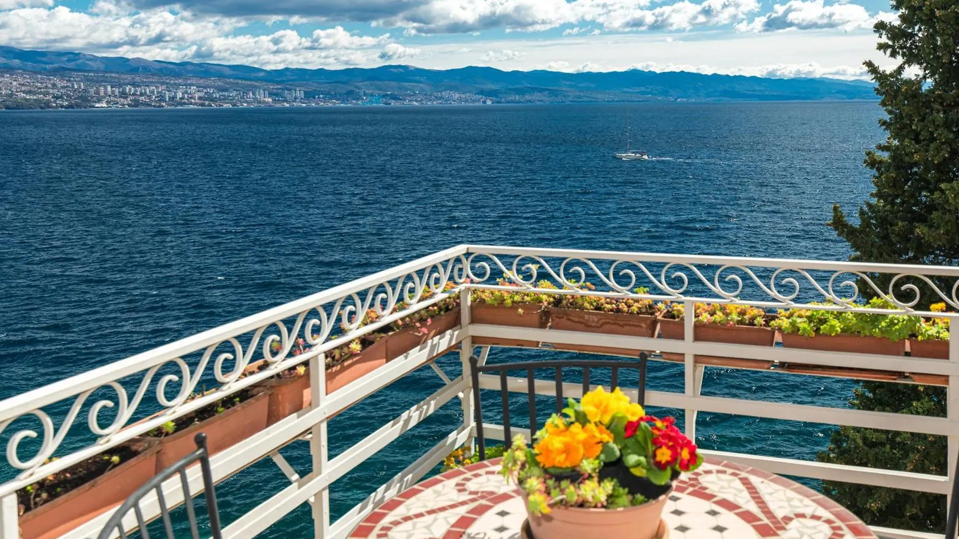Apartment Design Villa Camellia Opatija Croatia